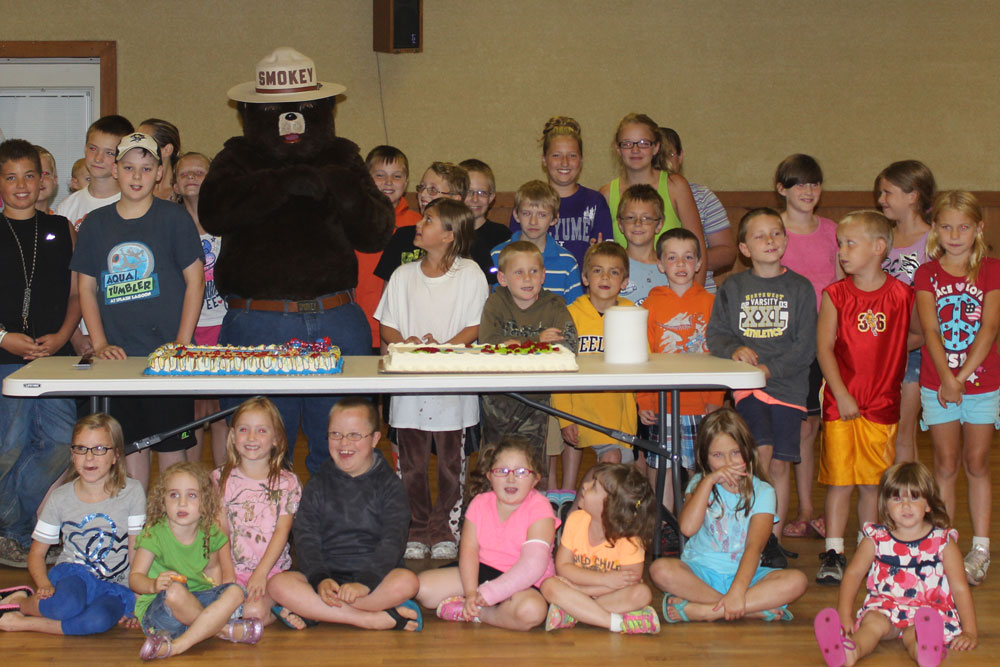 Smokey's Birthday Party - Lots of Kids